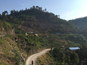 Road into Lanquin